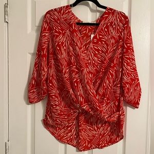 Women's Nordstrom LUSH Red Patterned Blouse Size L New with tags